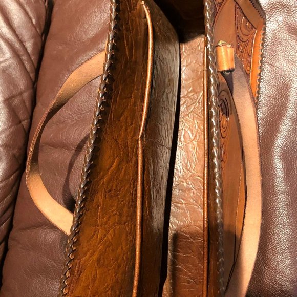 Hand tooled leather tote bag - Picture 6 of 10